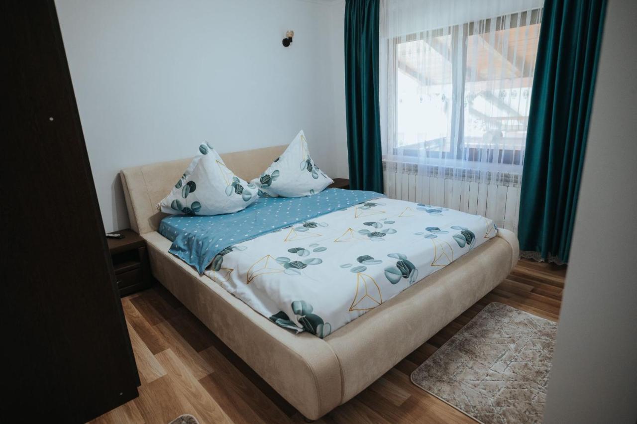 Pensiunea La Lenuta Onceşti Exterior foto