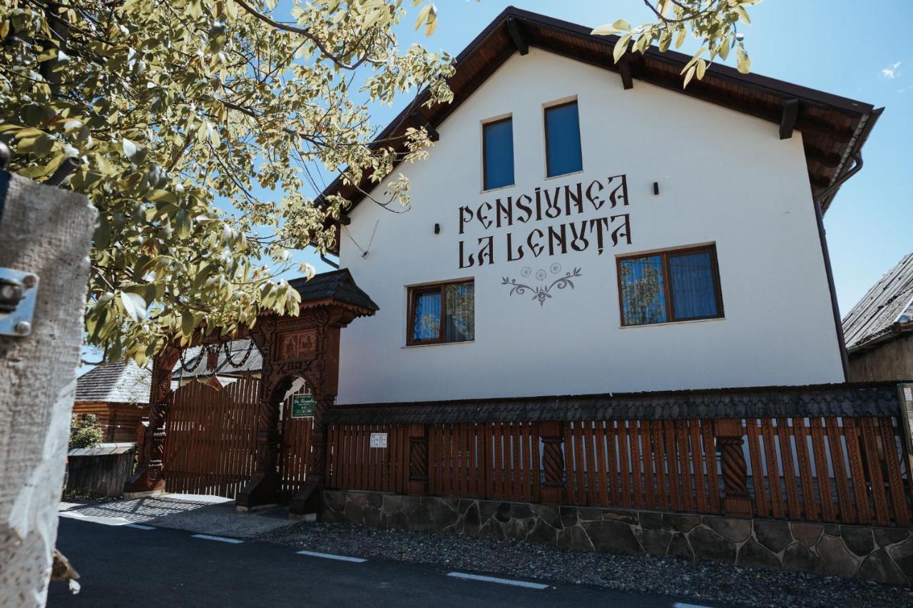 Pensiunea La Lenuta Onceşti Exterior foto